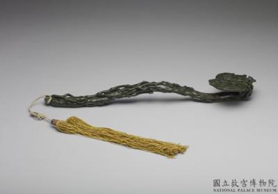 图片[3]-Jade spirit-fungus ruyi scepter with pine and plum-blossom decoration, Qing dynasty (1644-1911)-China Archive